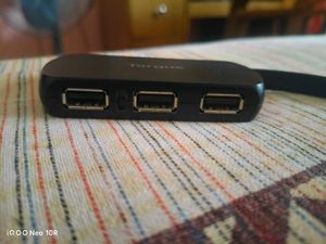 Targus USB Hub | 4 Ports | Free Jio Charger
