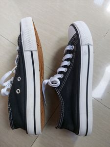 Dupe Converse 🖤