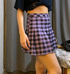 H&amp;M- Purple Plaid Pleated Mini Skirt