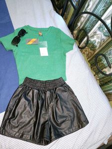 (PRICE DROP) Super Cute Leather Shorts