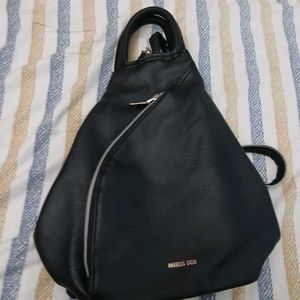 Anabella Sachi Classic Black Backpack