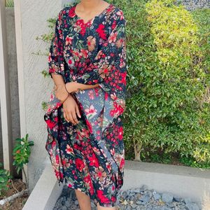 Women Black & Red Printed Kaftan Dress