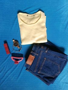 Butter Yellow Top