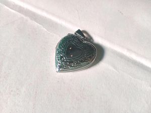 New Locket For Chains