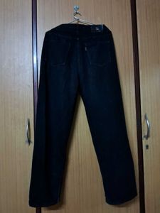 BLACK MOM JEANS