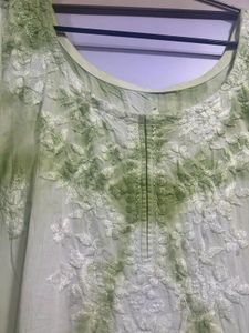 Green Tie Dye Chikankari Embroidered Kurta
