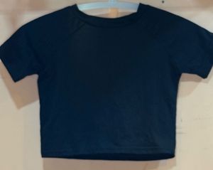 Black crop top