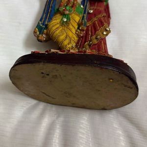 Krishna Radha Statue