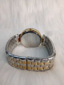 Unisex Boys And Girls Metal Watch With Beautiful