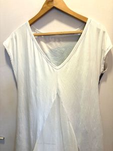 Beautiful Over Size High Low Graphic Imported Top