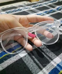 Premium White Sunglasse With A Free Gift🎁🎁