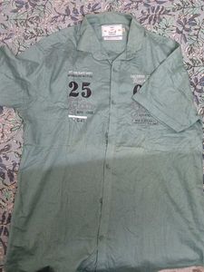 Four + It International Shirt