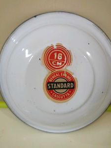 Vintage Enamelware Bowl A grade