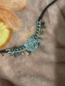 Beautiful Chocker