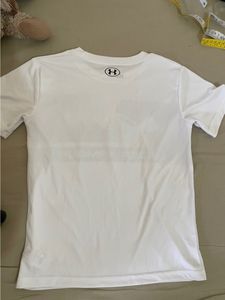 Under armour 6yr Kid Size.