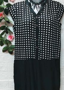 🎁Buy Two Get One Item Free🎁Checkered Black &amp; Whi