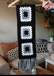Crochet Granny Square Scarf