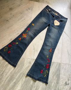 Floral Embroidered Flare Jeans