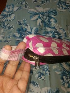 Pouch Pink And White Printed Cloth