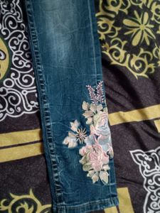 Bahut Achhi Jeans H