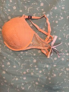 Set of 2🟢Victoria’s Secret Floral Bra