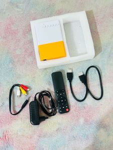 Smart LED Projector with 720p HDResolution, Rotata