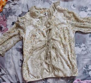 Trendy Top From Latin Quarters