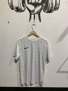 Nike T-Shirt