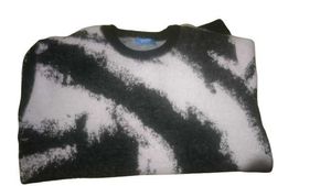 ARMENOR Men Printed Pullover with Fuzzy Detail