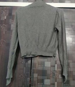 Gray Turtleneck Crop Top