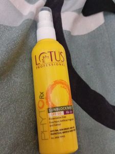 Lotus Sunblock Mist SPF50