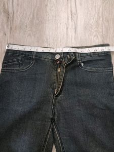 C. Com Jeans Bootcut
