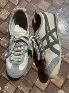Onitsuka Tiger ASICS