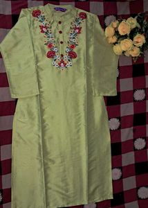 Festive Bloom Kurti