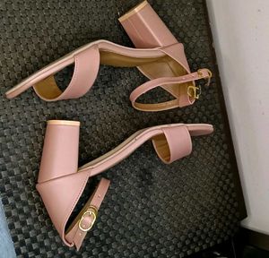 Women Pink Block Heel Strappy Buckle Sandal