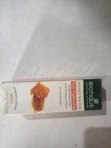 Biotique Honey Water Brightening Toner
