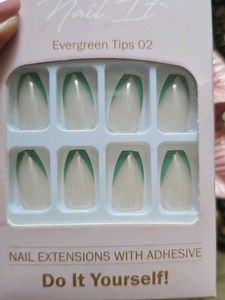 NY Bae Evergreen Tips 02