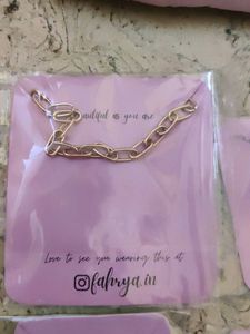 Set Of 8 Beautiful Aesthetic Chains