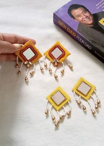 2 Earrings For Women