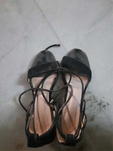 Black Wedge Criss- Cross Sandel
