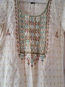 White Embroidered Kurta
