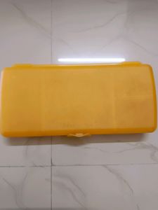 New Tupperware Tiffin Box
