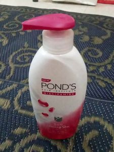 Ponds non-sticky Nourishing Lotion