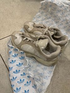 Adidas Yung offwhite shoes