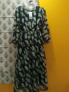 Beautiful Leaf Print Midi Dress