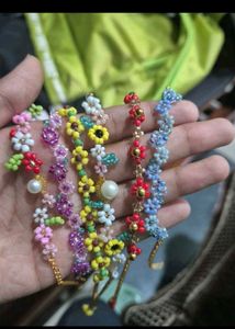 Flower Beaded Bracelet