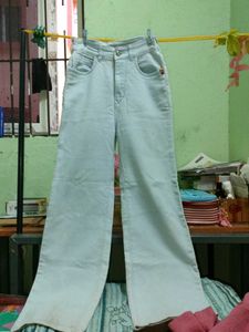 Wide Leg Light Wash Jeans