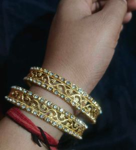 Gold-toned Bangle Set