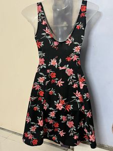 Divide H&amp;M Branded Floral Print Dress