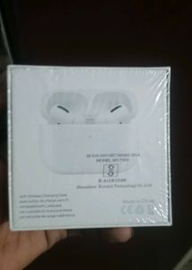 Earbuds With Wireless Charger Case